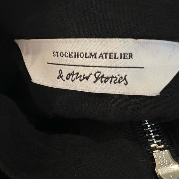 & Other Stories Black Beautiful Blouse- 10 - Picture 9 of 10